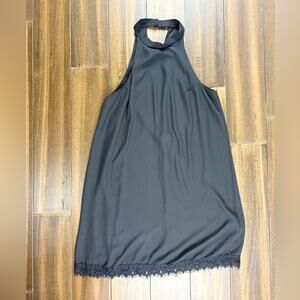 Lulu's size M Black Halter Mock Neck Sleevless Flowy Sleeveless Top Lace Trim